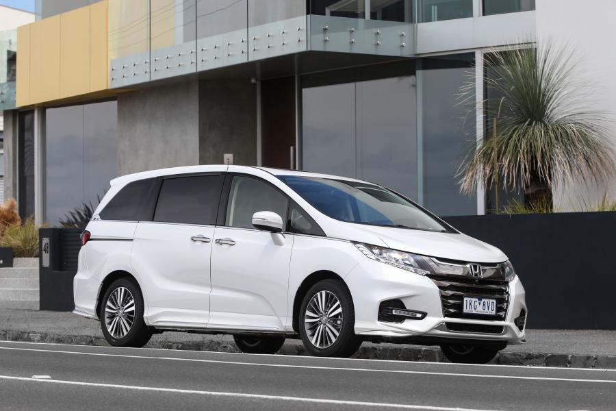  Honda Odyssey VTi-L 2017 года  (AU) (фото 3 из 46)